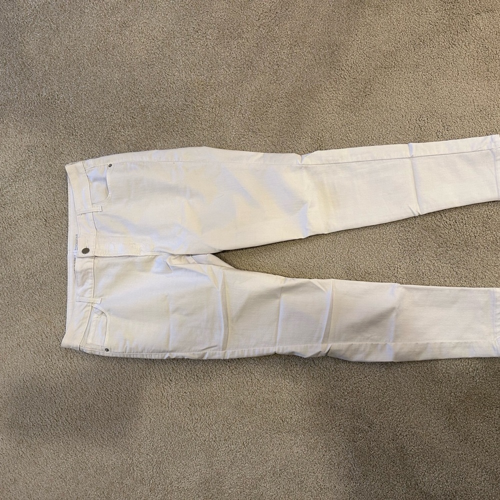 Old Navy Rockstar White Jeans - Picture 3 of 14